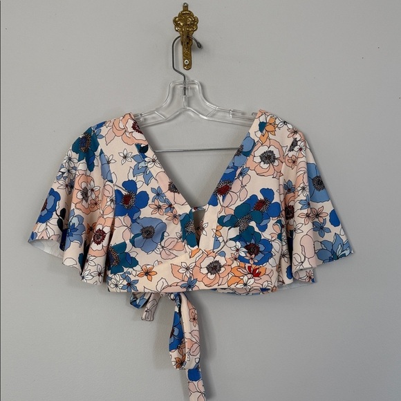 ZARA MULTICOLOURED FLORAL PRINT CROP TOP WITH TIED BACK SIZE small - Picture 2 of 3